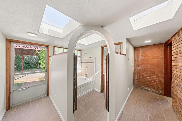 715 Figueroa St, Folsom, CA 95630