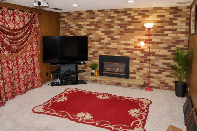 4173 Colorado Avenue N, Crystal, MN 55422