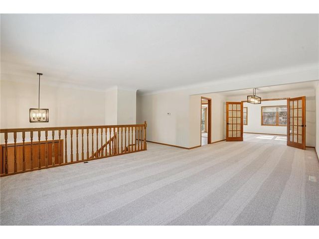 5301 Oakwood Drive, Saint Paul, MN 55110