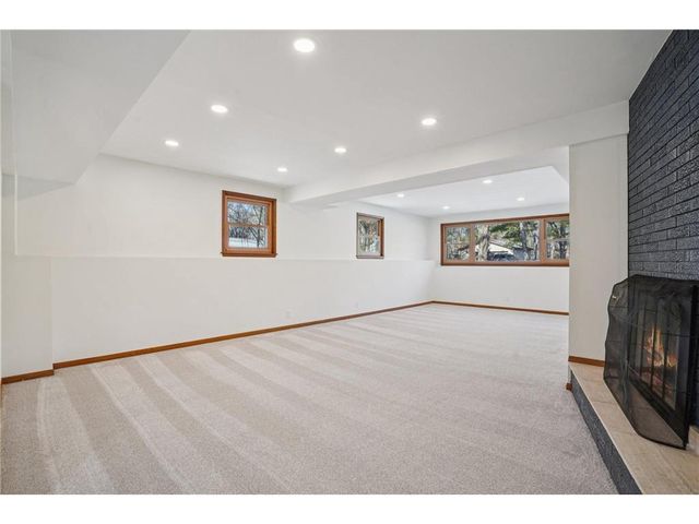 5301 Oakwood Drive, Saint Paul, MN 55110