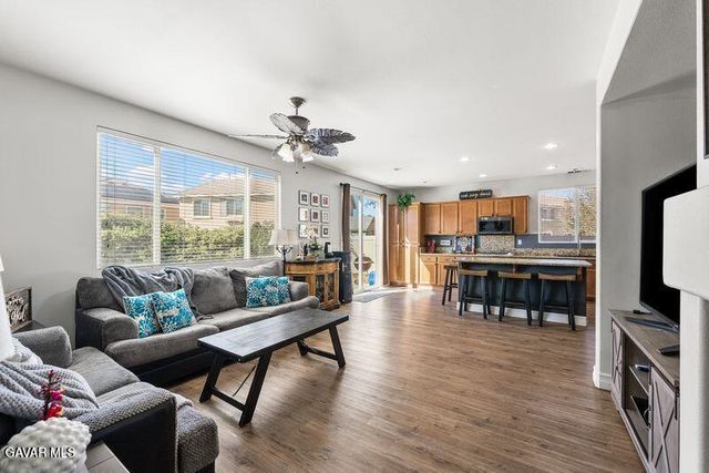 2415 Foxtail Drive, Palmdale, CA 93551