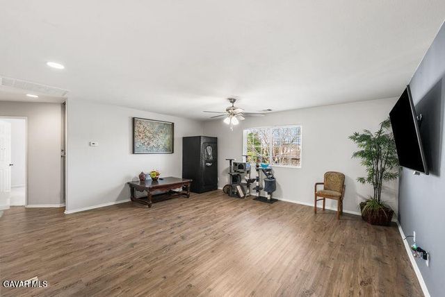2415 Foxtail Drive, Palmdale, CA 93551