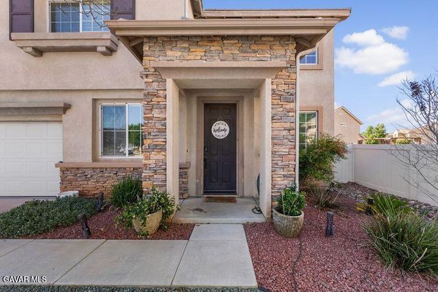 2415 Foxtail Drive, Palmdale, CA 93551