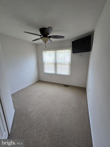 11213-D HERON PL, Waldorf, MD 20603