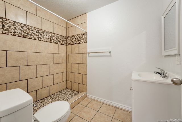 2118 SUNBIRD PASS, San Antonio, TX 78224