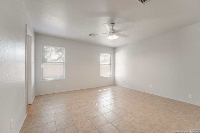 2118 SUNBIRD PASS, San Antonio, TX 78224