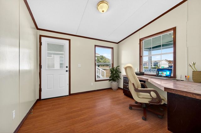 315 Glenwood Street, Gainesville, TX 76240