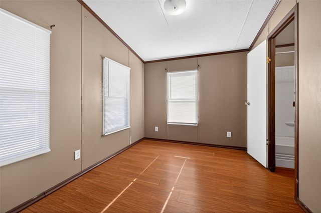 315 Glenwood Street, Gainesville, TX 76240