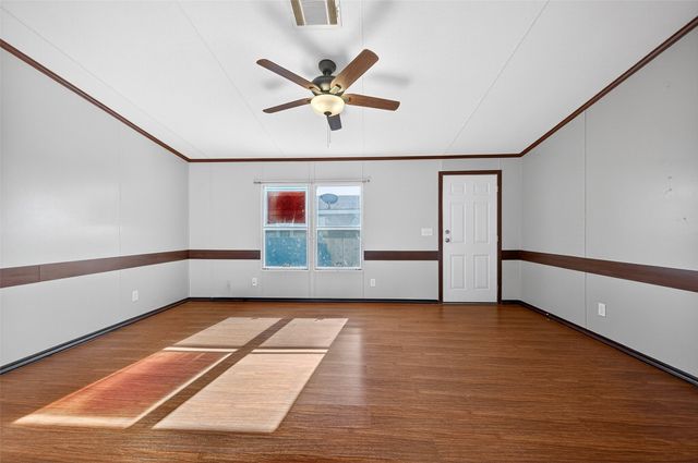 315 Glenwood Street, Gainesville, TX 76240