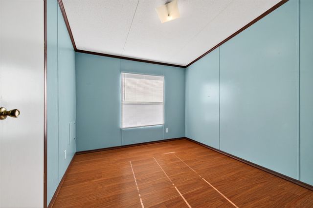 315 Glenwood Street, Gainesville, TX 76240