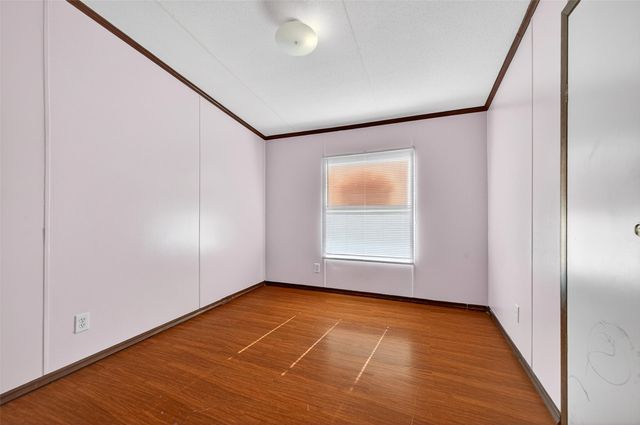 315 Glenwood Street, Gainesville, TX 76240