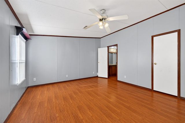 315 Glenwood Street, Gainesville, TX 76240