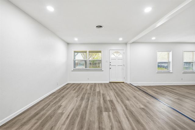 700 W Cedar Street, Hurst, TX 76053