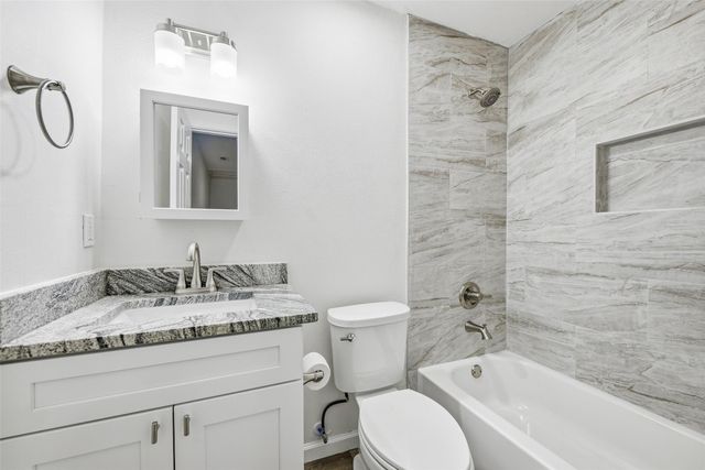 700 W Cedar Street, Hurst, TX 76053