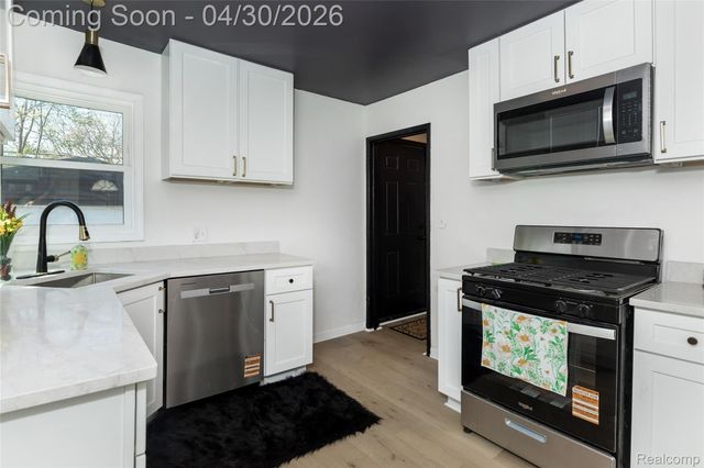 514 Greenwood Street, Inkster, MI 48141