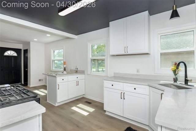 514 Greenwood Street, Inkster, MI 48141