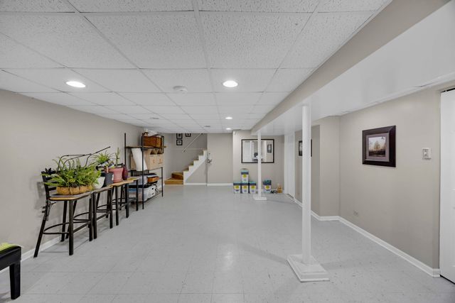 2560 W 119TH Street, Chicago, IL 60655