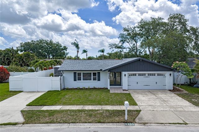 9305 120TH LANE, Seminole, FL 33772
