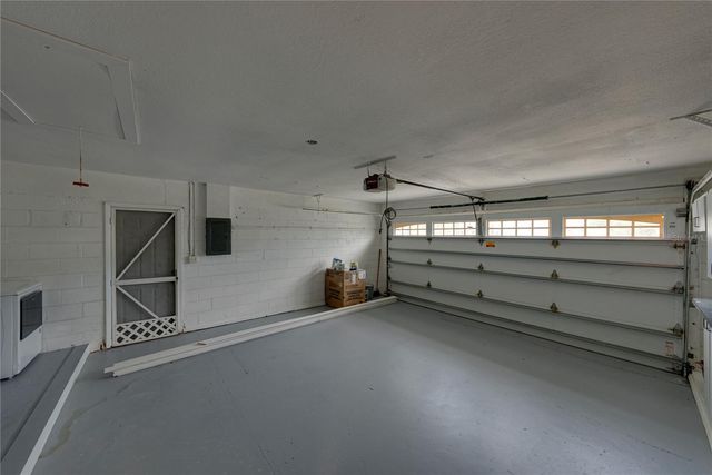 9305 120TH LANE, Seminole, FL 33772