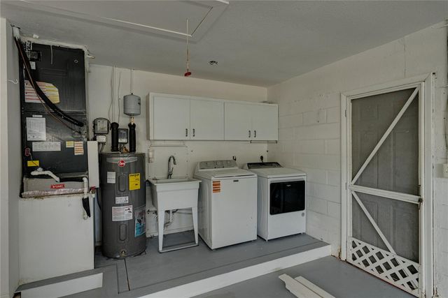 9305 120TH LANE, Seminole, FL 33772