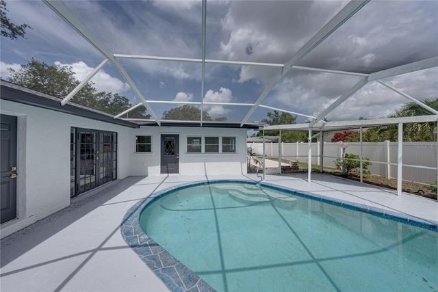 9305 120TH LANE, Seminole, FL 33772