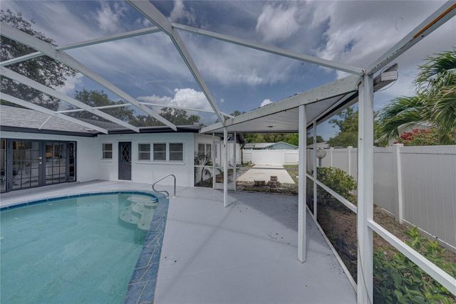 9305 120TH LANE, Seminole, FL 33772