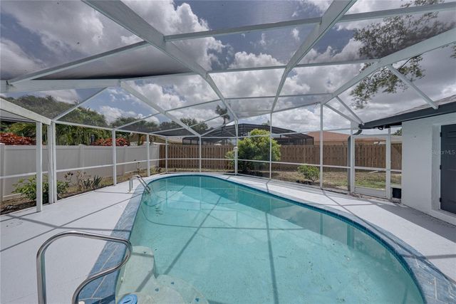 9305 120TH LANE, Seminole, FL 33772