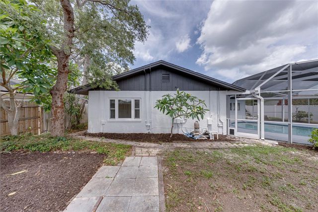 9305 120TH LANE, Seminole, FL 33772