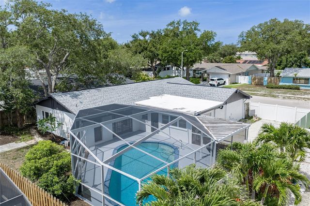 9305 120TH LANE, Seminole, FL 33772