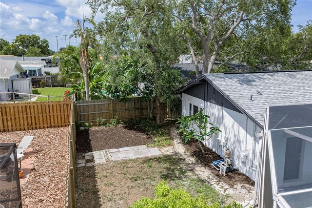 9305 120TH LANE, Seminole, FL 33772