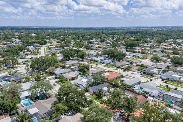 9305 120TH LANE, Seminole, FL 33772