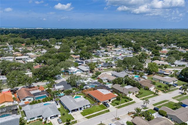 9305 120TH LANE, Seminole, FL 33772