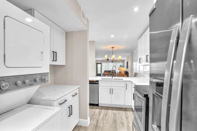 13719 Via Aurora Way A, Delray Beach, FL 33484