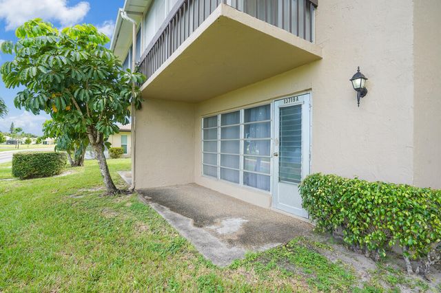 13719 Via Aurora Way A, Delray Beach, FL 33484