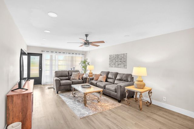 13719 Via Aurora Way A, Delray Beach, FL 33484