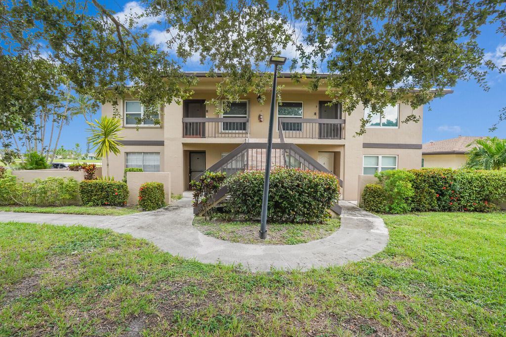 13719 Via Aurora Way A, Delray Beach, FL 33484