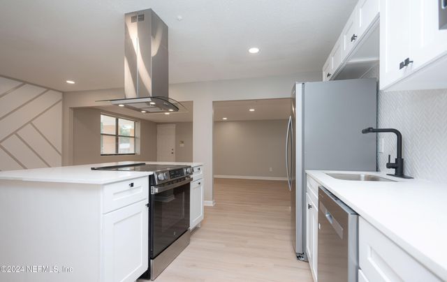 1195 PECAN Cove, Jacksonville, FL 32221