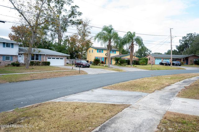 1195 PECAN Cove, Jacksonville, FL 32221