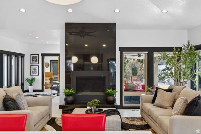 145 W CARNESECCA CT, Mapleton, UT 84664