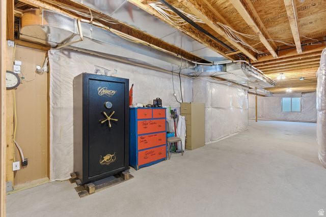 145 W CARNESECCA CT, Mapleton, UT 84664