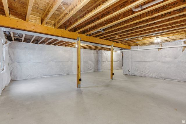 145 W CARNESECCA CT, Mapleton, UT 84664