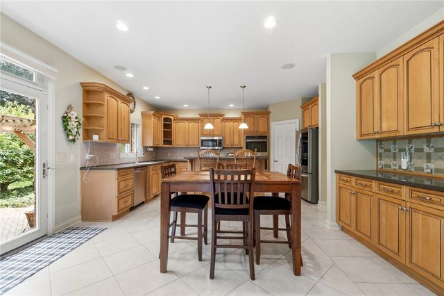 7373 Deep Woods Court, Springboro, OH 45066