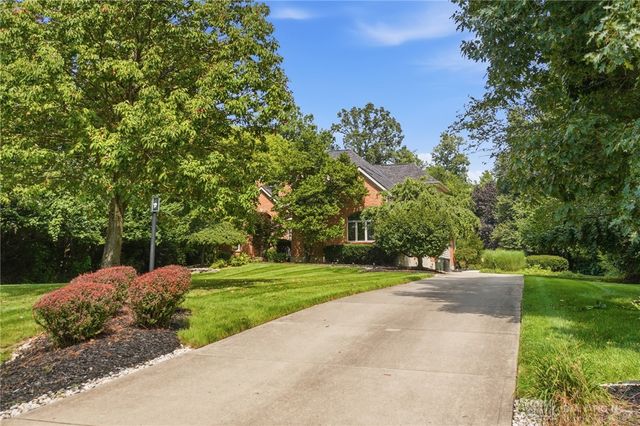 7373 Deep Woods Court, Springboro, OH 45066