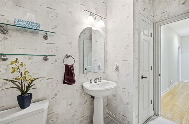 7373 Deep Woods Court, Springboro, OH 45066