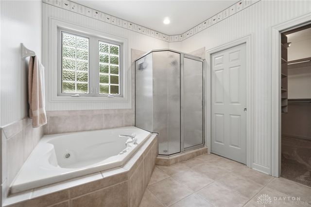 7373 Deep Woods Court, Springboro, OH 45066
