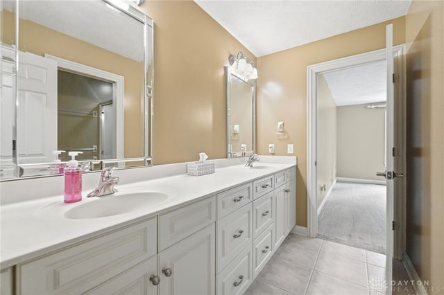 7373 Deep Woods Court, Springboro, OH 45066