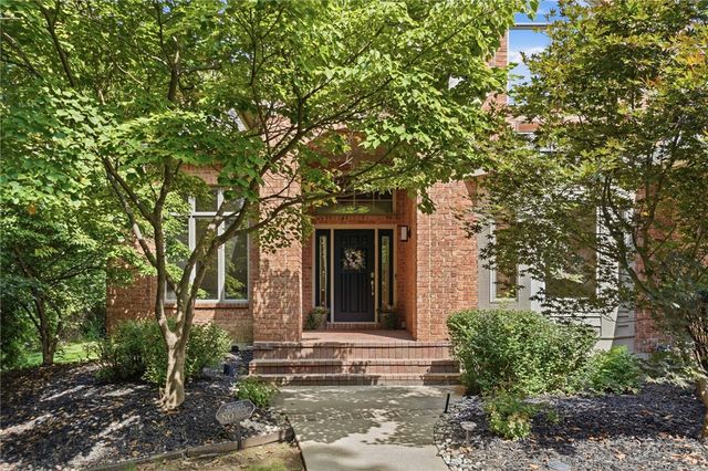 7373 Deep Woods Court, Springboro, OH 45066