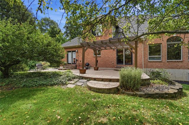 7373 Deep Woods Court, Springboro, OH 45066