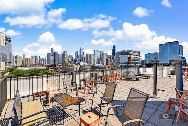859 W ERIE Street 303, Chicago, IL 60642
