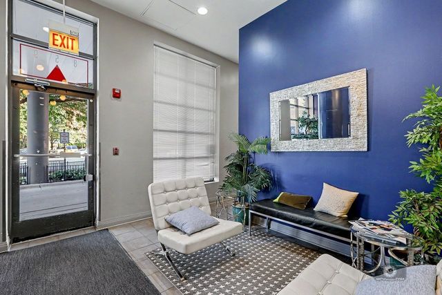 859 W ERIE Street 303, Chicago, IL 60642